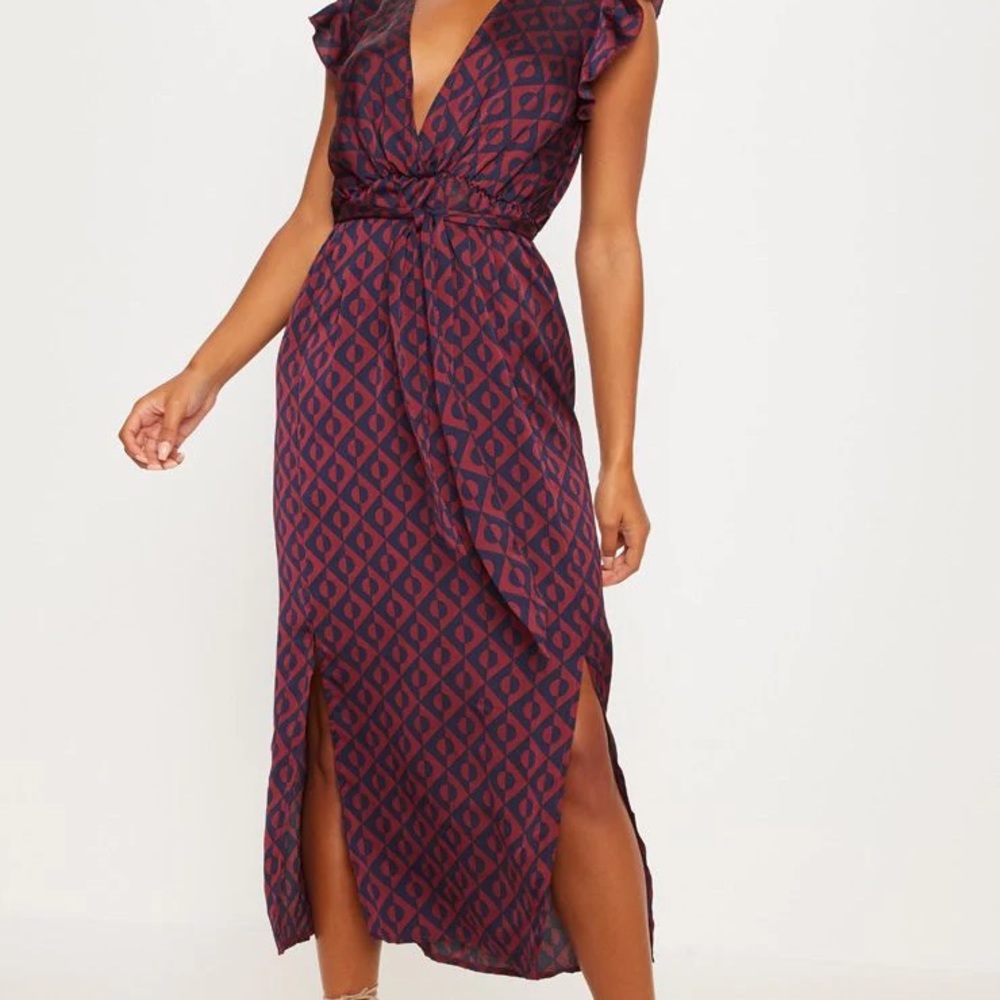 Pretty Little Thing maxi dress
